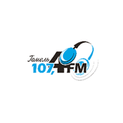 Rádio Radio 107,4 FM
