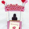 undefined Kissing Podcast – Advice from the “Kissing Expert”